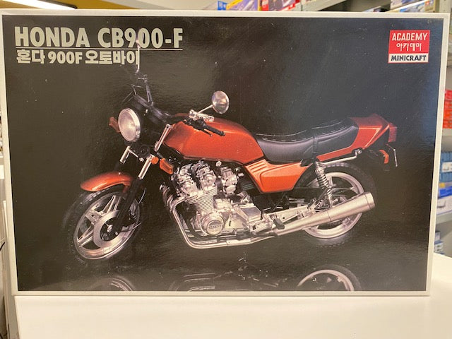 Honda CB900-F