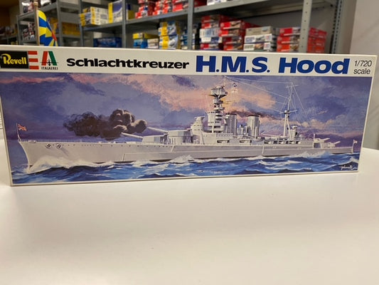 Battlecruiser HMS Hood