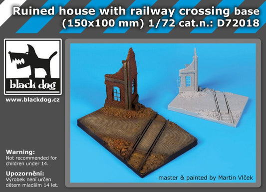 Ruined house with railway crossing (150x100 mm)